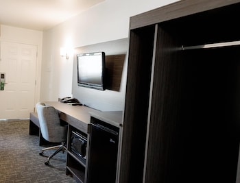 Standard Room, 2 Queen Beds, Non Smoking