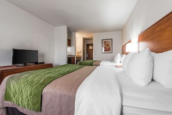 Double Room, 2 Queen Beds, Non Smoking