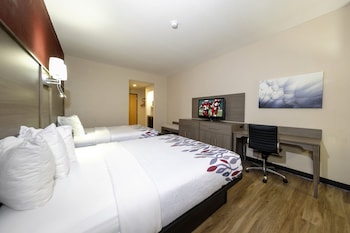 Deluxe Room, 2 Queen Beds, Non Smoking