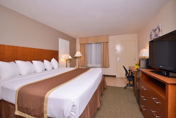 Standard Room, 1 King Bed, Non Smoking