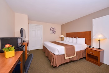 Standard Room, 1 King Bed, Non Smoking
