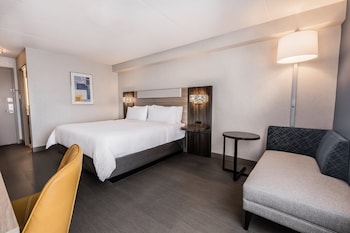 Standard Room, 1 King Bed