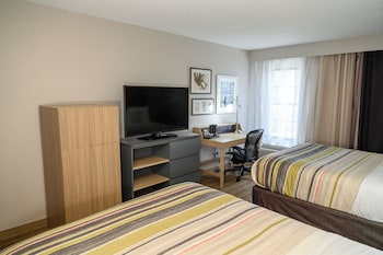 Room, 2 Queen Beds, Upper Floor (No Elevator)