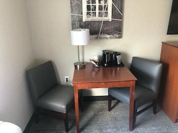 Standard Room, 2 Queen Beds, Non Smoking, Refrigerator & Microwave