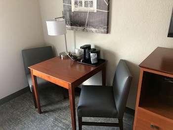 Standard Room, 2 Queen Beds, Non Smoking, Refrigerator & Microwave