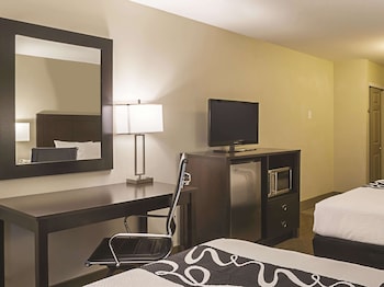 Room, 2 Queen Beds, Accessible (Mobility Accessible)