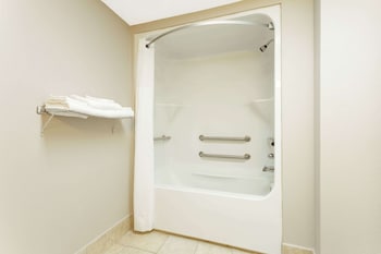 Room, 2 Queen Beds, Accessible, Non Smoking (Mobility Accessible)