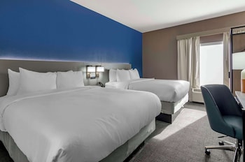 Standard Room, 2 Queen Beds, Non Smoking