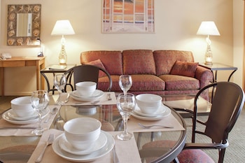 1 BEDROOM KING SUITE WITH BALCONY