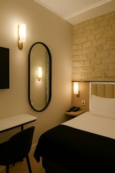 Classic Room, Jetted Tub