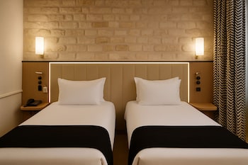 Classic Room, Jetted Tub