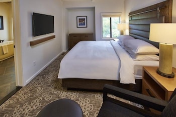 Three Bedroom Queen Villa