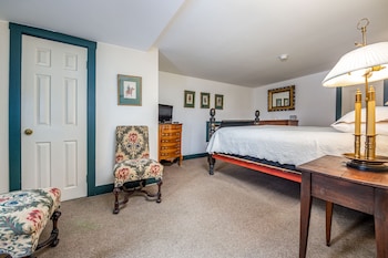 05 - Middletown Guest Room