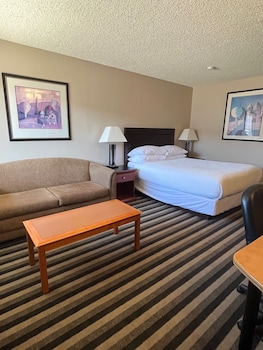 Standard Room, 1 Queen Bed with Sofa bed
