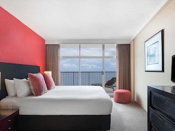 Penthouse, 2 Bedrooms (Sub Penthouse)