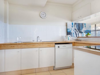 Room, 1 Bedroom (Ocean)