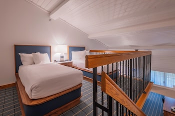 Loft, 1 King Bed