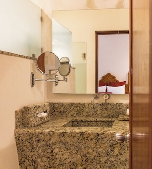 Terrace Suite with 2 beds and Jacuzzi