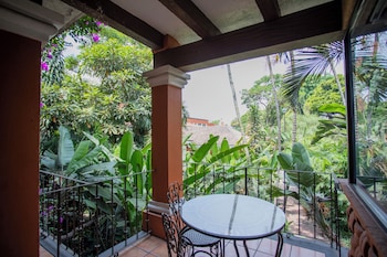 Terrace Suite with 2 beds and Jacuzzi