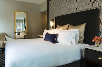 Suite, 1 King Bed (One Bedroom Suite King One Person Tub)