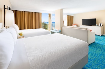 Junior Suite, 2 Double Beds, Partial Ocean View