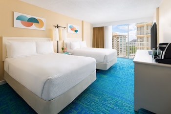 Room, 2 Double Beds, City View