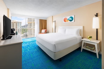 Room, 2 Double Beds, City View