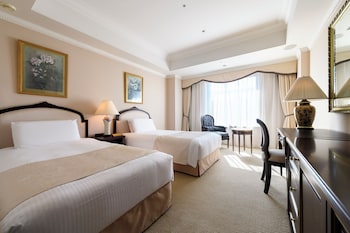 Moderate Twin Room + 1 Extra Bed (29sqm), Non Smoking