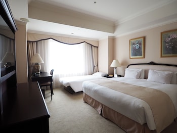 Superior Double Room, Non Smoking (with 1 Extra Bed)