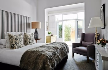 Lodge Suite