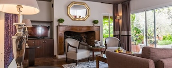 Suite Van Gogh, private pool and garden