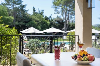 Deluxe Suite, terrace "with free spa access"