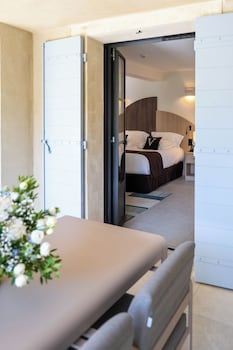 Deluxe Suite, terrace "with free spa access"