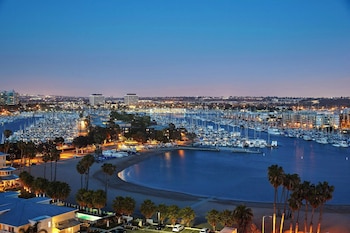 Room, 1 King Bed, Marina View