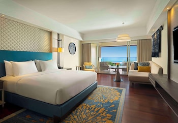 Room, 1 King Bed, Ocean View, Tower (Cliff Tower)