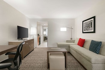 Suite, 1 King Bed