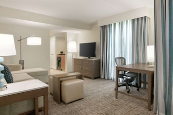 Suite, 1 King Bed, Corner