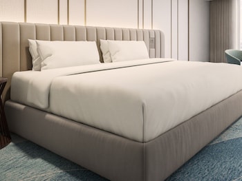 Hilton Plus Twin Room - Non-Smoking - 33sqm - Renovated Room
