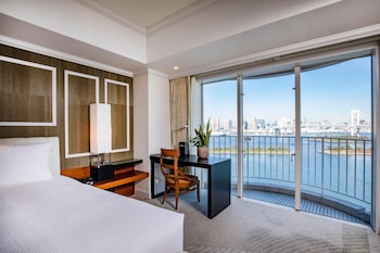Twin One-Bedroom Suite Non-Smoking 80sqm Rainbow bridge and Tokyo Tower View Executive Lounge Access