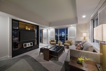 Twin Deluxe Terrace Suite - Non-Smoking 80sqm Terrace Rainbow bridge View Executive Lounge