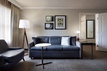 Suite, Multiple Beds, Accessible (Mobility Roll in Shower Two Bedrooms)