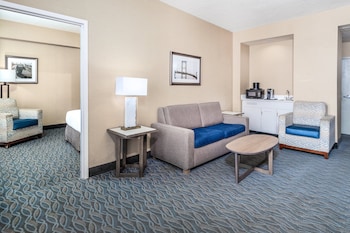 Junior Suite, Multiple Beds