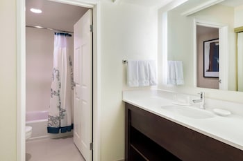 Suite, 1 Bedroom (Mobility Accessible, Tub)