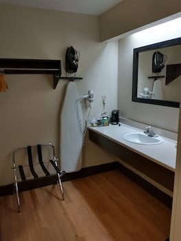 Suite, 1 King Bed, Non Smoking