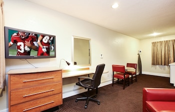Suite, 1 King Bed, Non Smoking