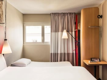 Standard Room, 1 Double Bed with Sofa bed