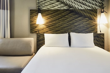 Standard Room, 1 Double Bed with Sofa bed