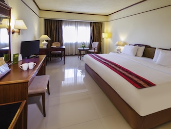 Deluxe Room, 1 King Bed
