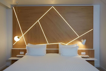 Classic Room, 2 Twin Beds, Non Smoking (Tradition)