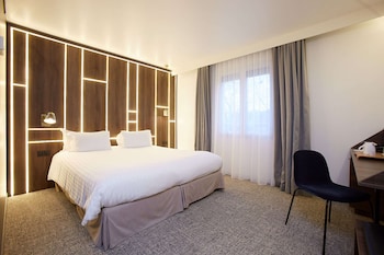 Classic Room, 1 King Bed, Non Smoking (Tradition)